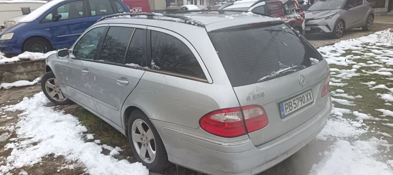 Mercedes-Benz E 320, снимка 9 - Автомобили и джипове - 53354152