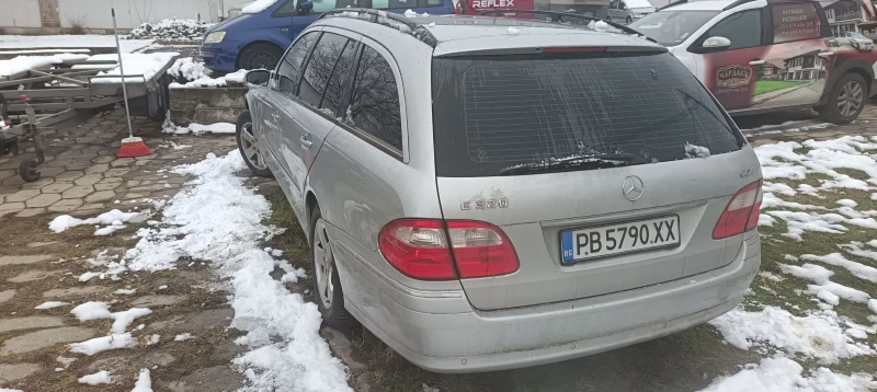 Mercedes-Benz E 320, снимка 4 - Автомобили и джипове - 53354152