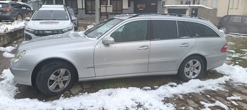Mercedes-Benz E 320, снимка 8 - Автомобили и джипове - 53354152