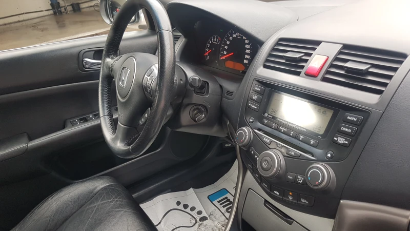 Honda Accord 2.4I AVTOMAT-TAIPES, снимка 14 - Автомобили и джипове - 53364278