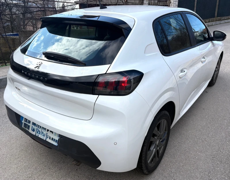 Peugeot 208 1.5 BLUE HDI EURO6 96000KM!, снимка 6 - Автомобили и джипове - 53584233