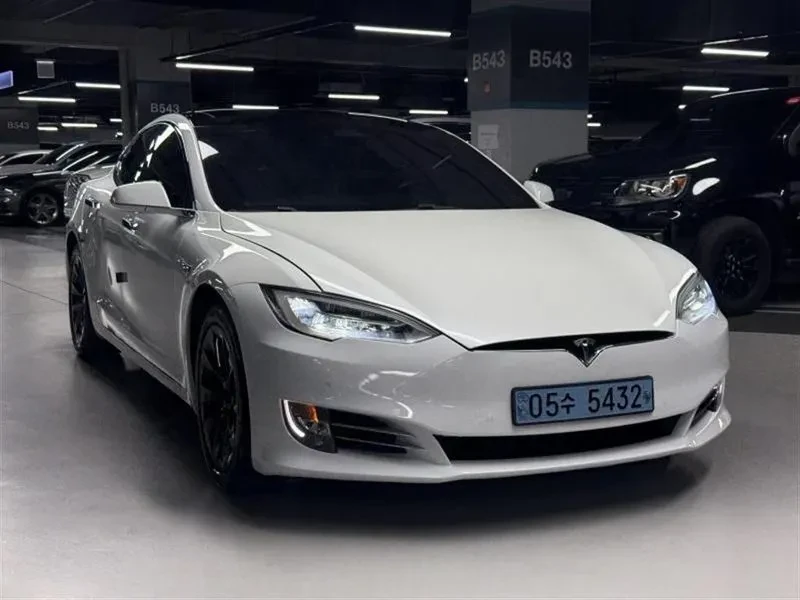 Tesla Model S 75 D, снимка 2 - Автомобили и джипове - 55431701