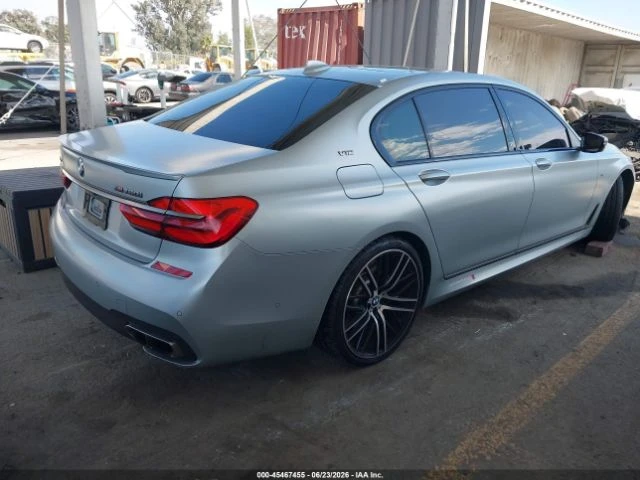 BMW 760 M-SPORT* XDRIVE* BOWERS&WILKINS* МАСАЖИ* PANO* FUL, снимка 4 - Автомобили и джипове - 55570841