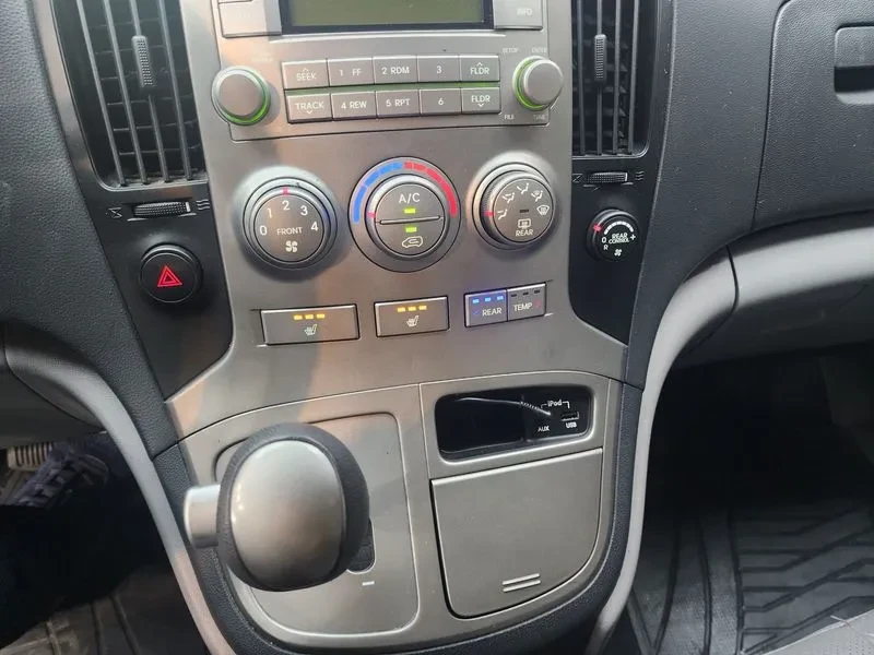 Hyundai Starex 12-Seater Wagon Smart | Mobile.bg � ����������� 13