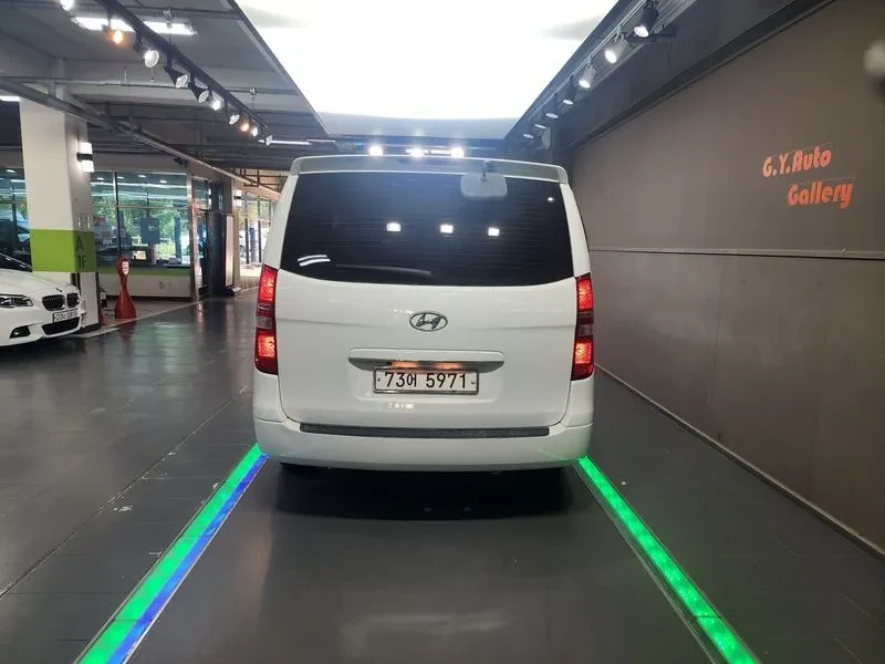 Hyundai Starex 12-Seater Wagon Smart | Mobile.bg � ����������� 4
