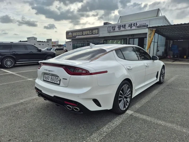 Kia Stinger 2.0 TURBO PRIME* 4X4* �������* ���������* �������� | Mobile.bg � ����������� 4