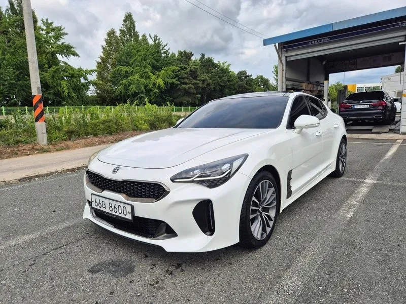 Kia Stinger 2.0 TURBO PRIME* 4X4* �������* ���������* �������� | Mobile.bg � ����������� 3