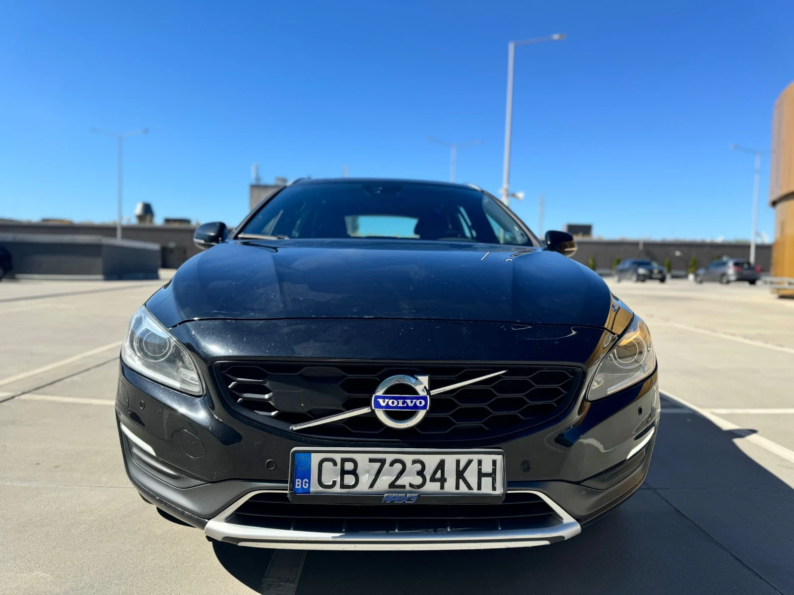 Volvo V60 Cross Country D4   4X4 - изображение 4