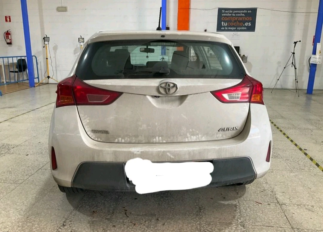Toyota Auris 1.4d 90к.с. - изображение 3