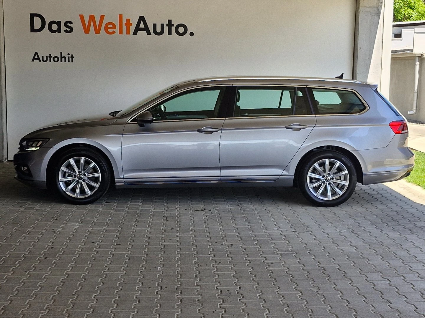 VW Passat Business 2.0 TDI SCR - изображение 3
