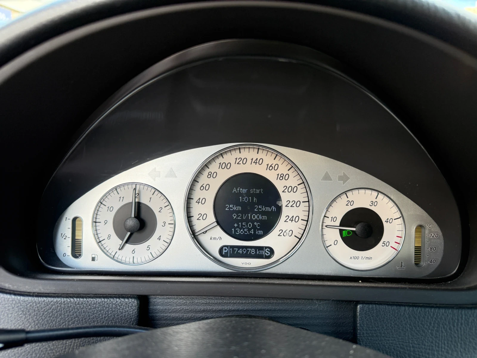 Mercedes-Benz CLK 320cdi - изображение 6