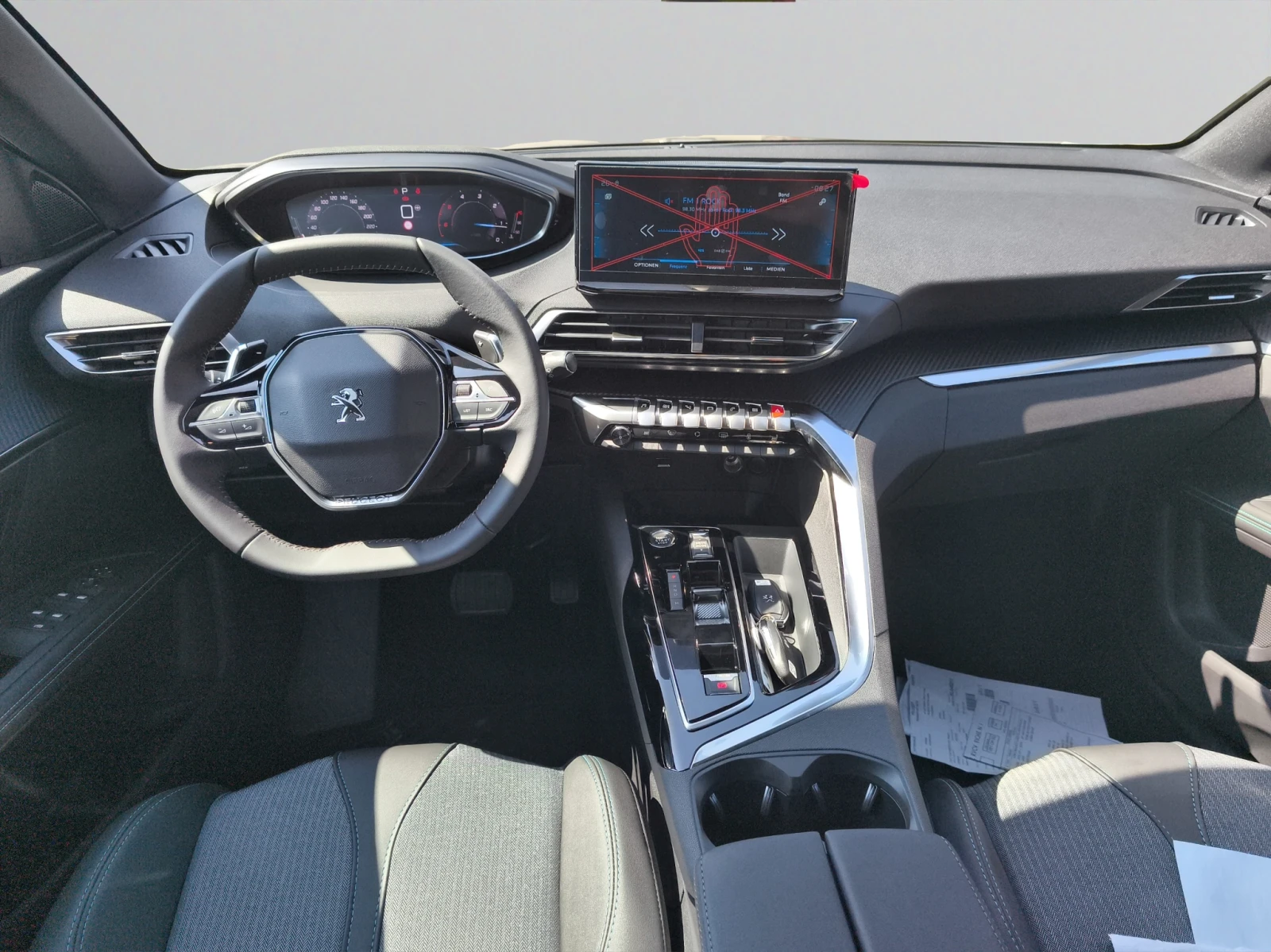 Peugeot 5008 ALLURE PACK 1.5 BlueHDi 130 S&S EAT8/2411R05 - изображение 9
