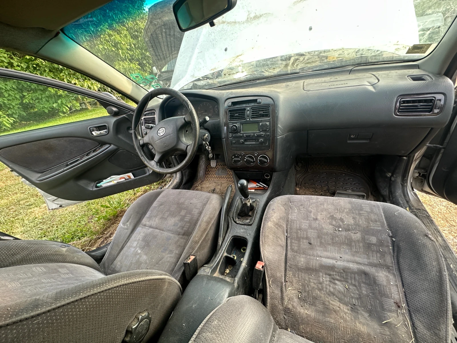 Toyota Avensis  - изображение 4
