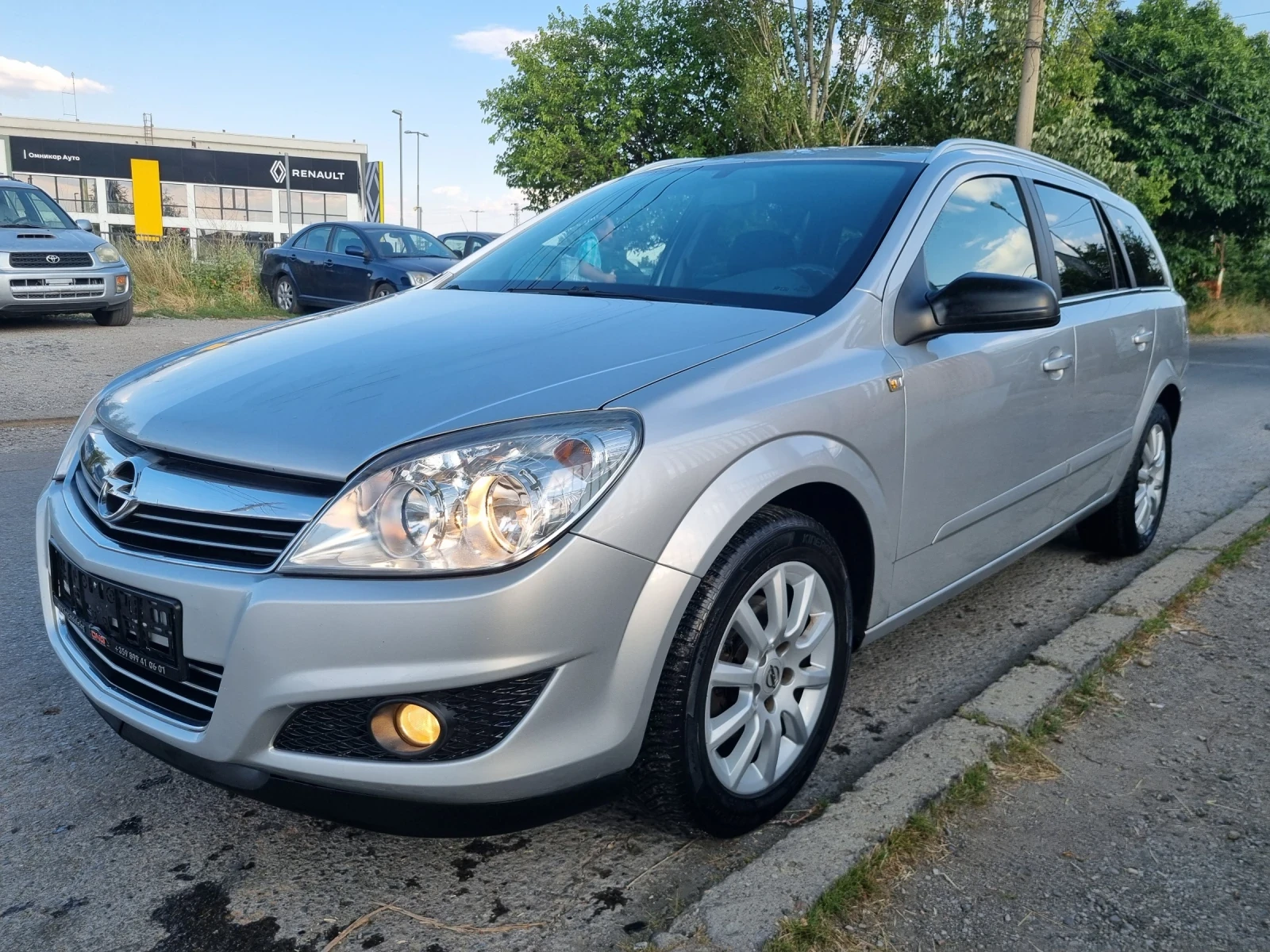 Opel Astra 1, 600 EURO5  - изображение 4