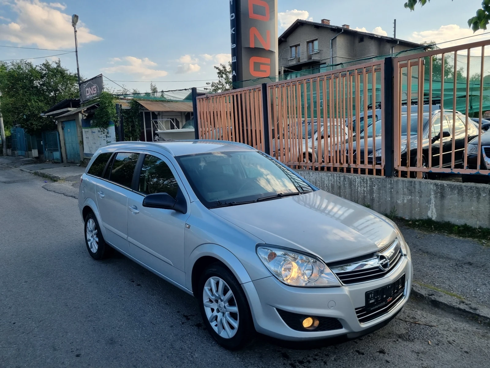 Opel Astra 1, 600 EURO5  - изображение 2