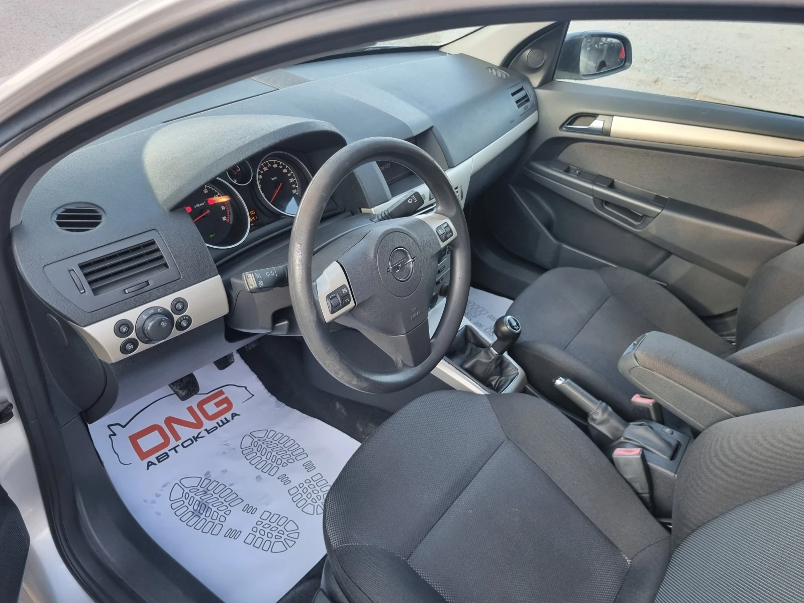 Opel Astra 1, 600 EURO5  - изображение 8