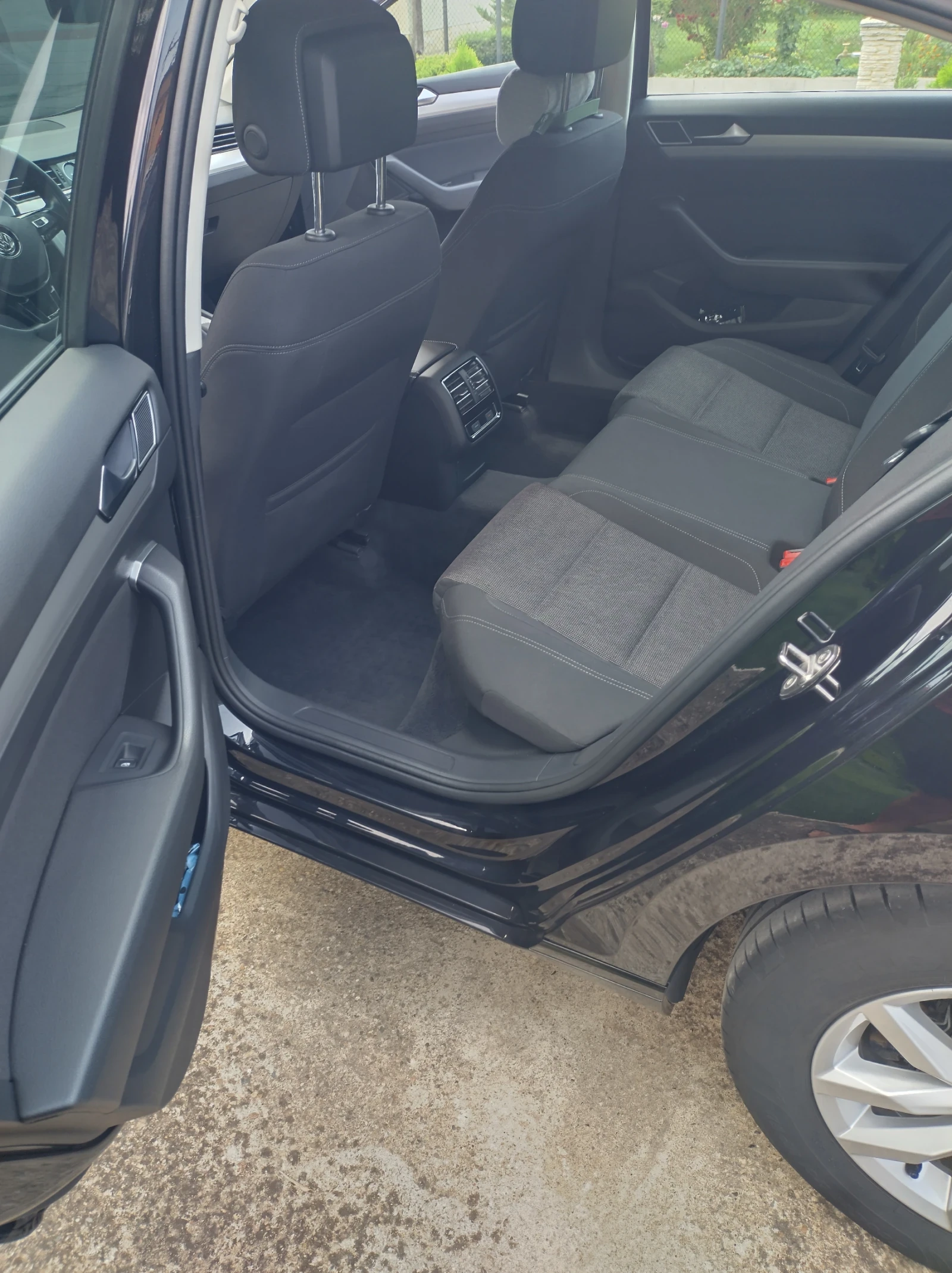 VW Passat  - изображение 10