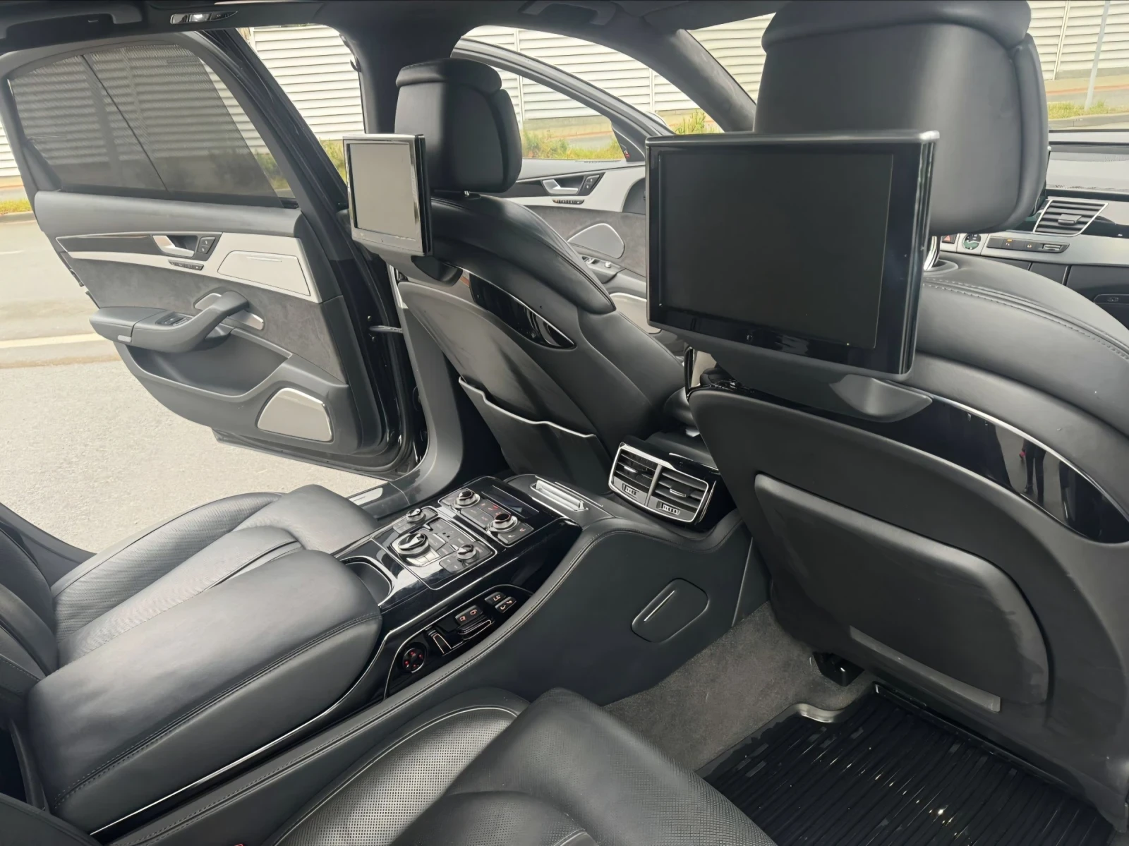 Audi A8 4.2TDI business - изображение 10