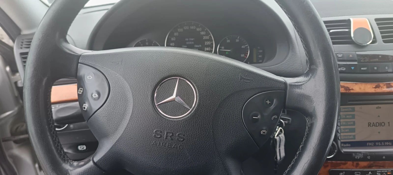 Mercedes-Benz E 320 | Mobile.bg � ����������� 13