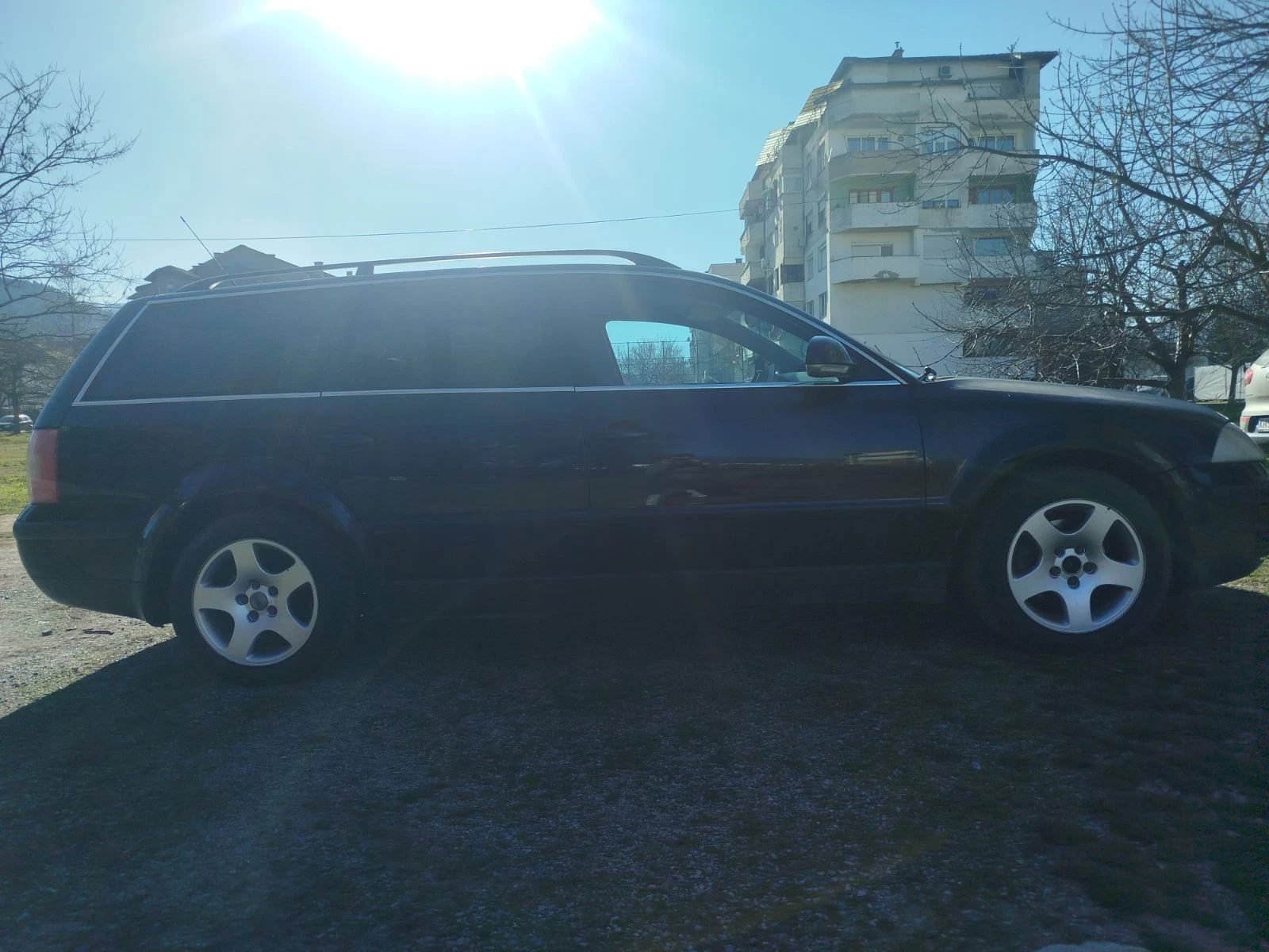 VW Passat 1.9tdi, снимка 5 - Автомобили и джипове - 53657955