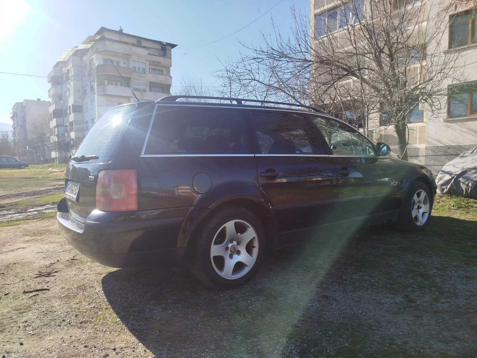VW Passat 1.9tdi, снимка 6 - Автомобили и джипове - 53657955