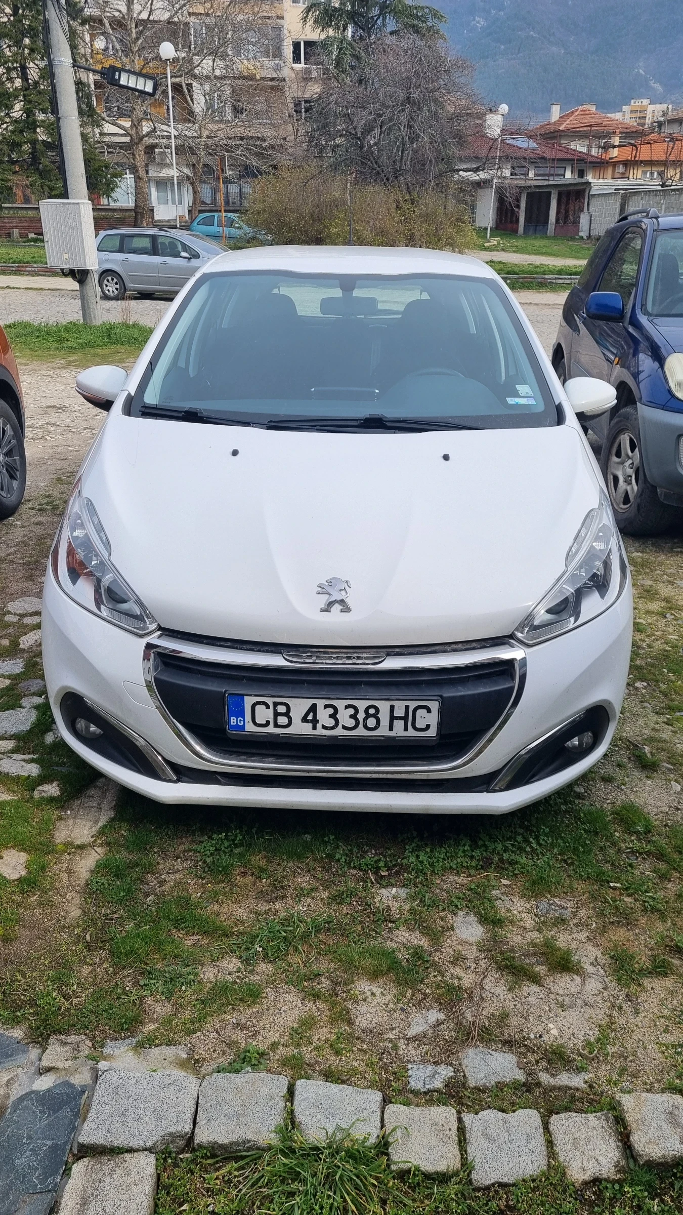 Peugeot 208 �����  | Mobile.bg � ����������� 1