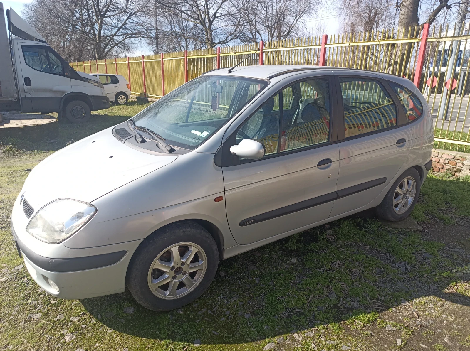 Renault Scenic, снимка 2 - Автомобили и джипове - 53937607