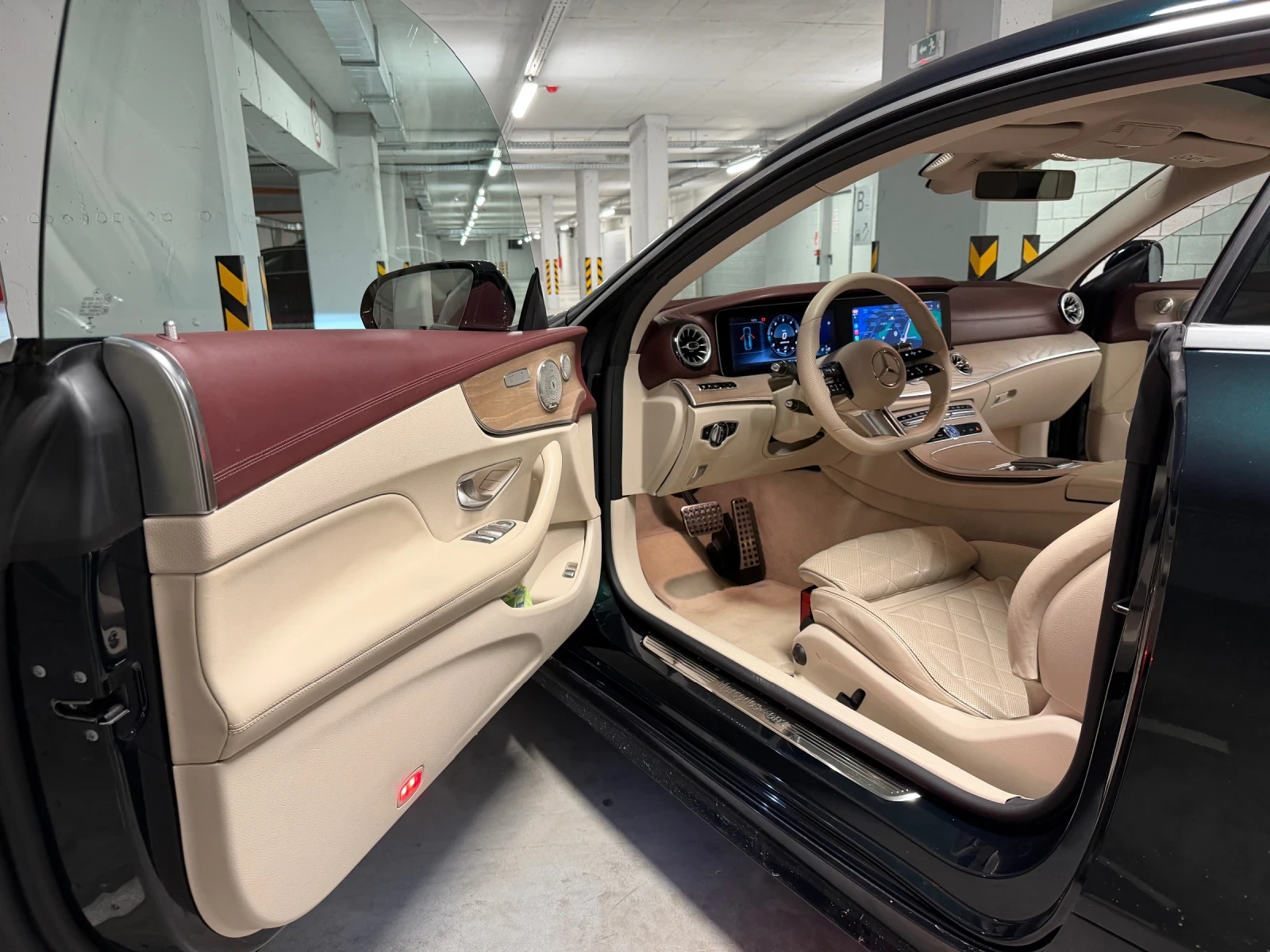 Mercedes-Benz E 220 AMG Designo Head-Up, снимка 13 - Автомобили и джипове - 54169159