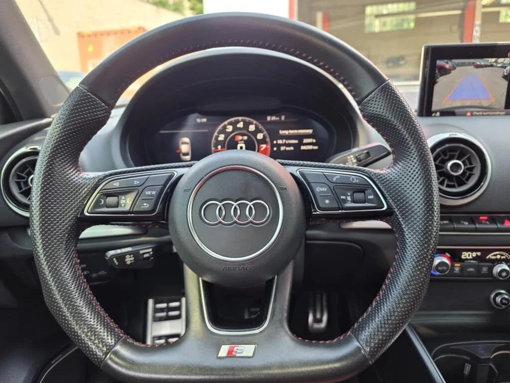 Audi S3 quattro* Technik* АвтоКредит* (ЦЕНА ДО БГ), снимка 8 - Автомобили и джипове - 54217157