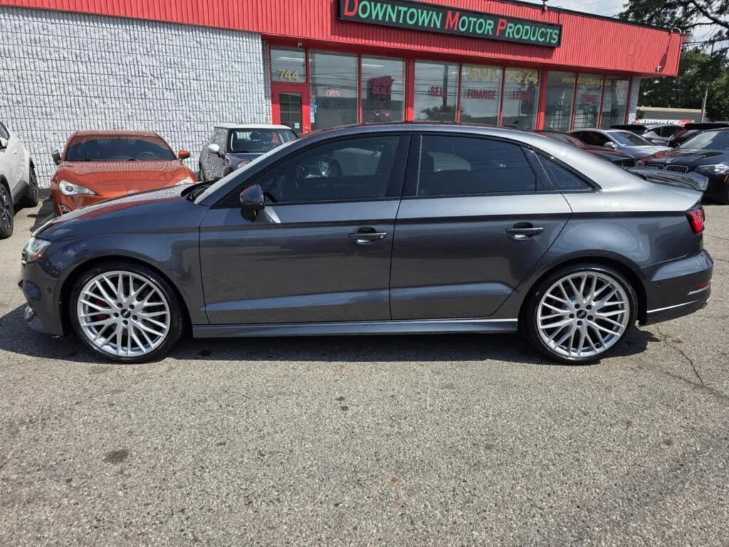 Audi S3 quattro* Technik* АвтоКредит* (ЦЕНА ДО БГ), снимка 2 - Автомобили и джипове - 54217157