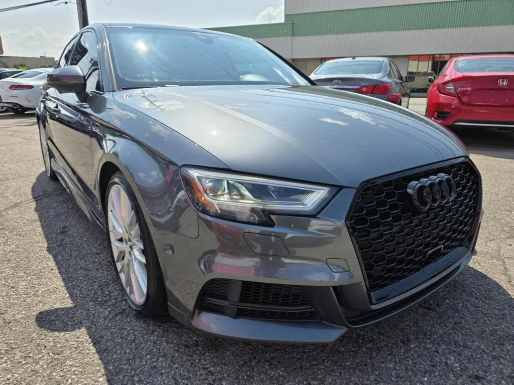 Audi S3 quattro* Technik* АвтоКредит* (ЦЕНА ДО БГ), снимка 5 - Автомобили и джипове - 54217157