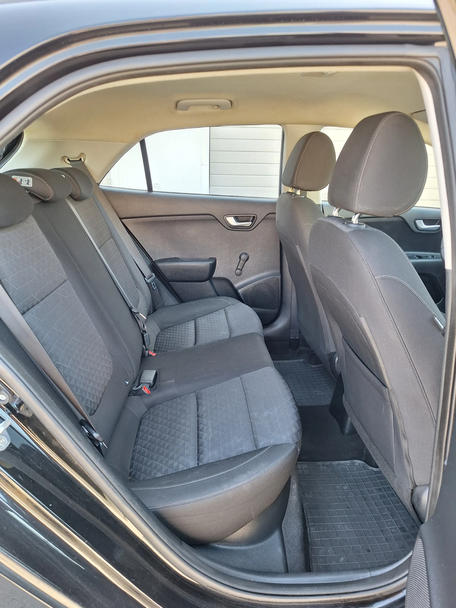 Kia Rio NEON 1.25 MPI, снимка 13 - Автомобили и джипове - 54268403