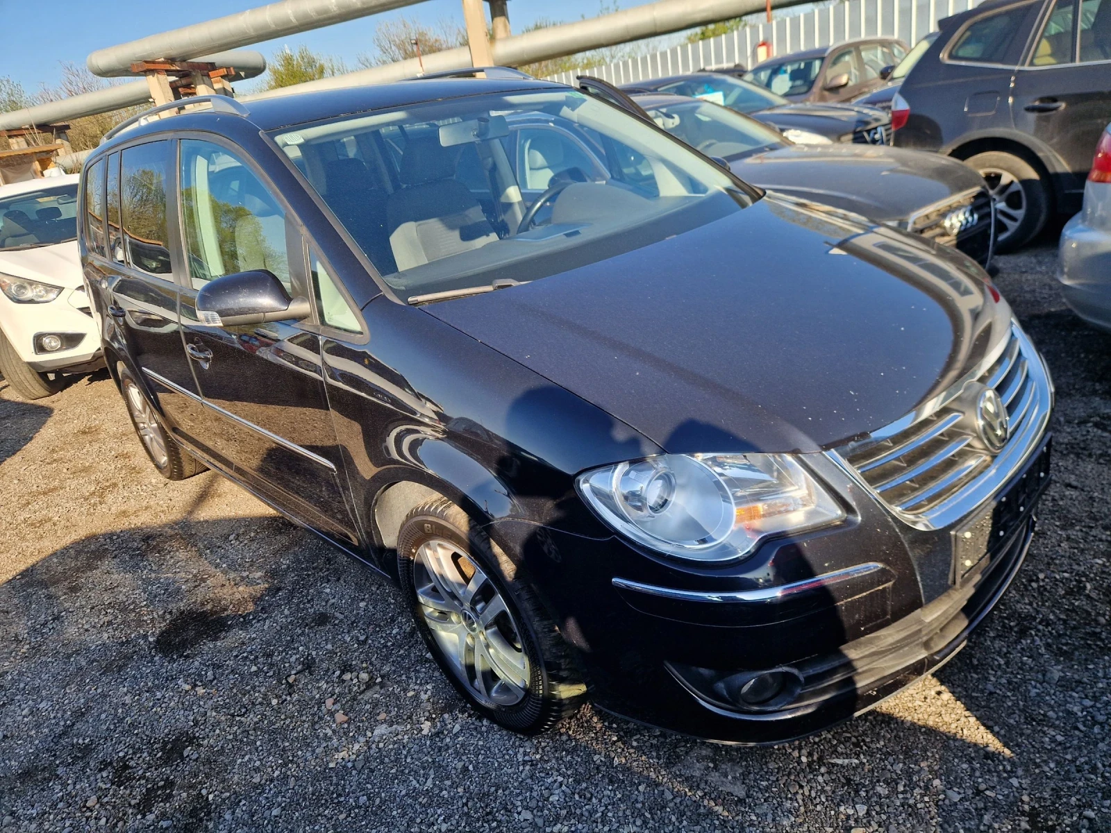 VW Touran 2.0TDI 140HP.ITALIA, снимка 15 - Автомобили и джипове - 54299705
