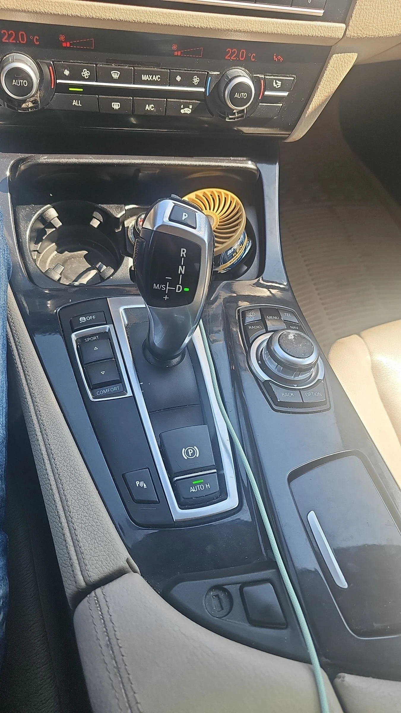 BMW 520, снимка 14 - Автомобили и джипове - 54344024