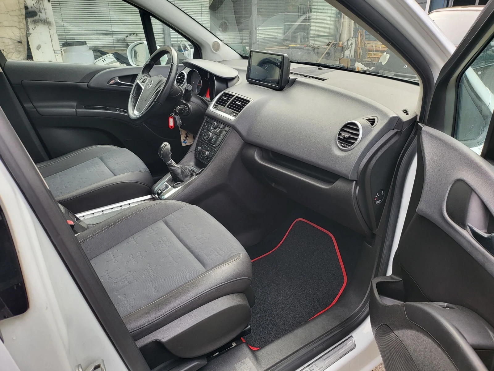 Opel Meriva 1.4T 120k.c., снимка 10 - Автомобили и джипове - 54814827