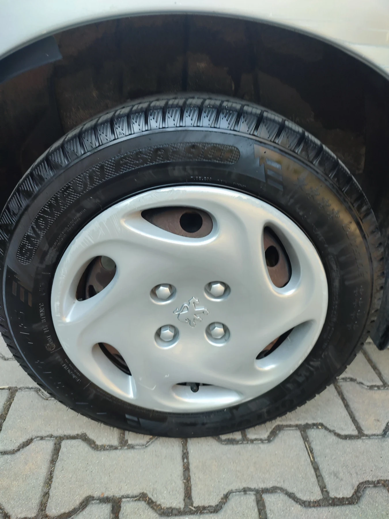 Peugeot 206 1.4 бензин, снимка 9 - Автомобили и джипове - 54956142