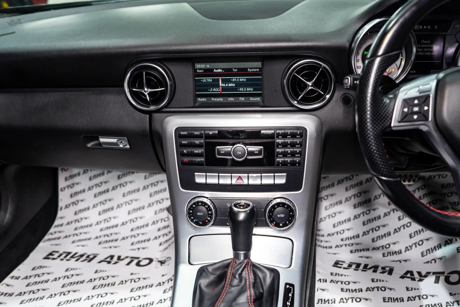 Mercedes-Benz SLK 250 D CABRIO LED NAVI FULL AMG LINE ЛИЗИНГ 100%, снимка 13 - Автомобили и джипове - 54986850