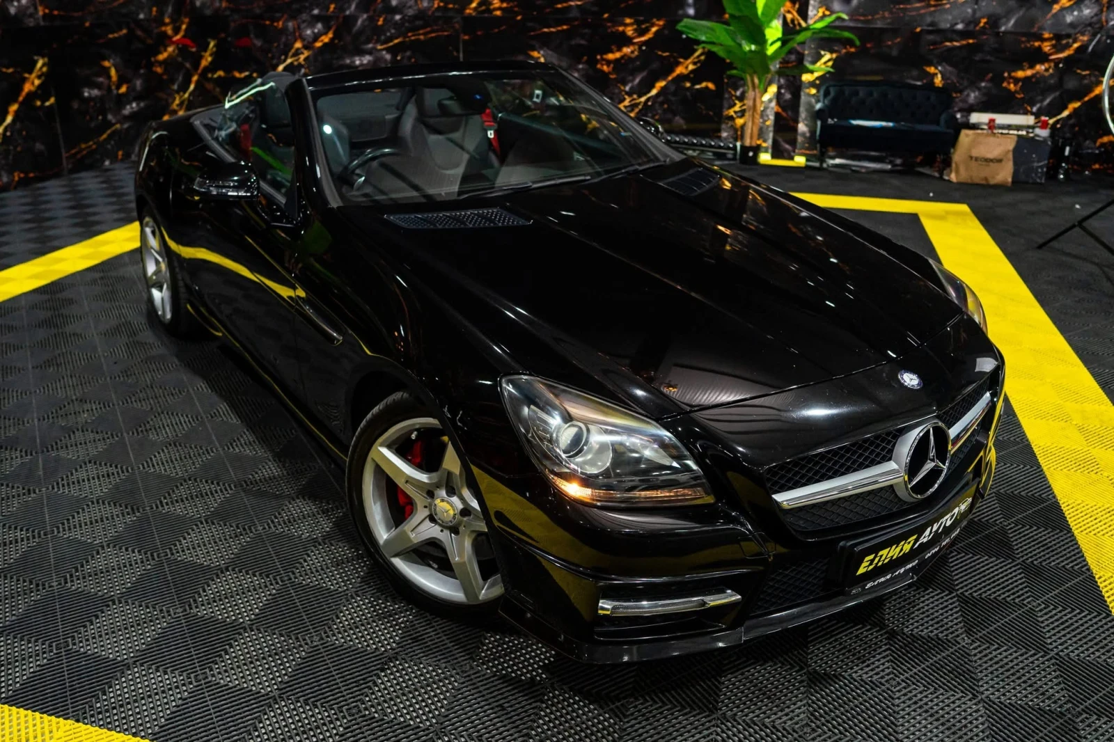Mercedes-Benz SLK 250 D CABRIO LED NAVI FULL AMG LINE ЛИЗИНГ 100%, снимка 2 - Автомобили и джипове - 54986850