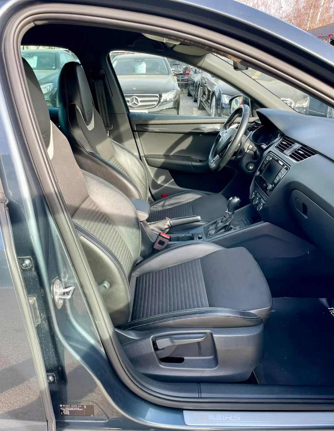 Skoda Octavia, снимка 10 - Автомобили и джипове - 55067717