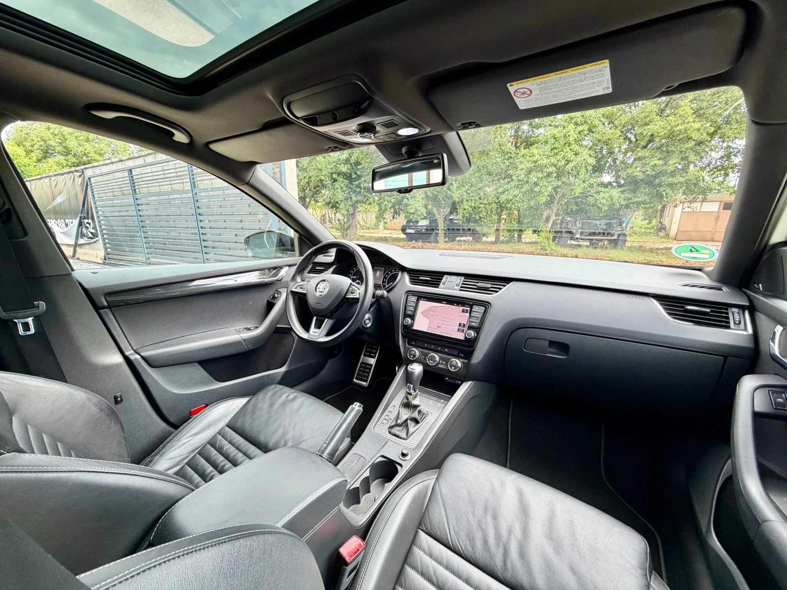 Skoda Octavia vRS 2.0 TDI DSG Carbon , снимка 13 - Автомобили и джипове - 55129680