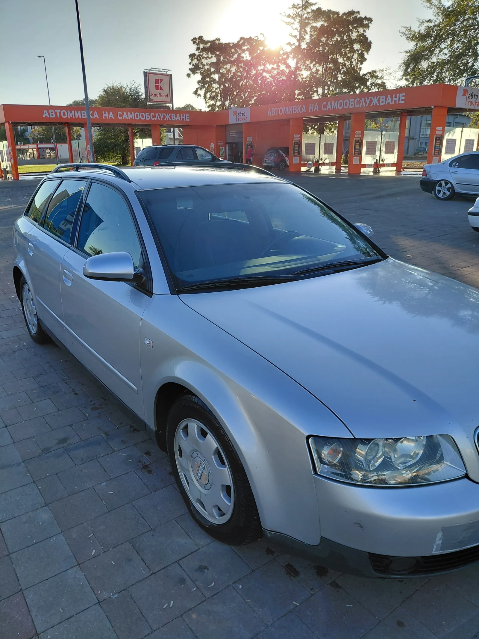Audi A4 1.9 tdi, снимка 5 - Автомобили и джипове - 55984688