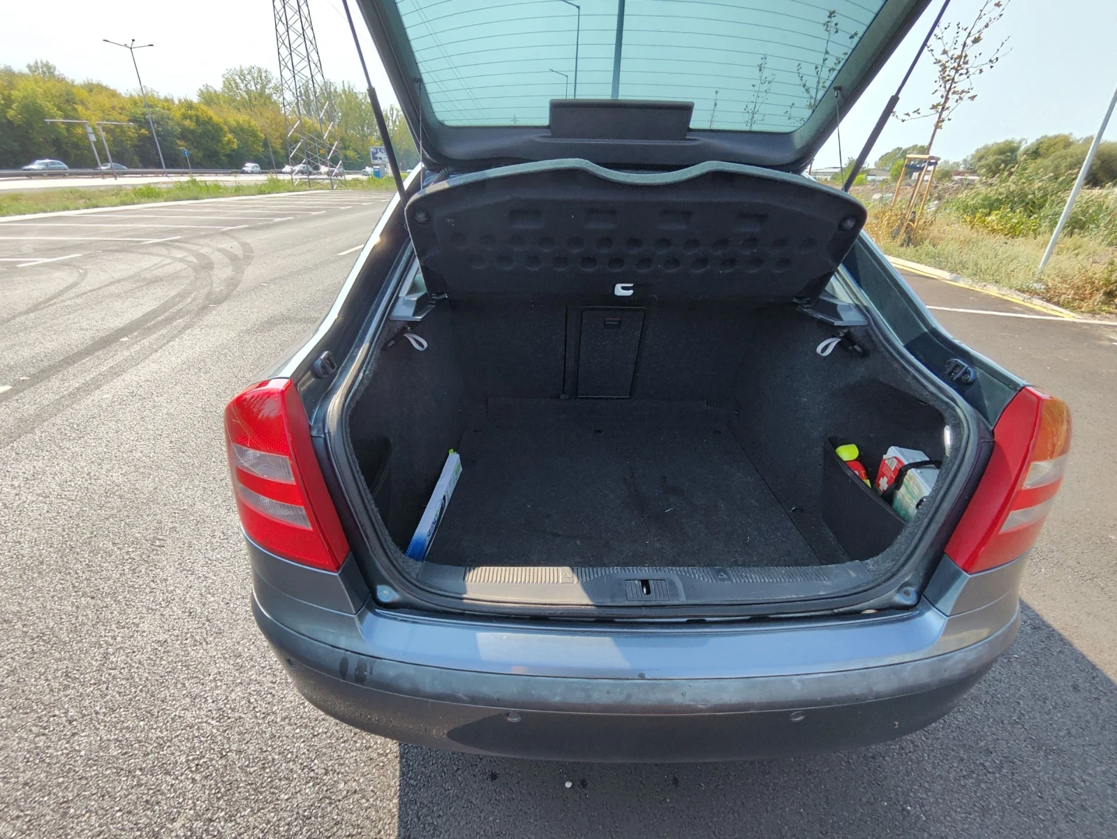 Skoda Octavia, снимка 9 - Автомобили и джипове - 56048997