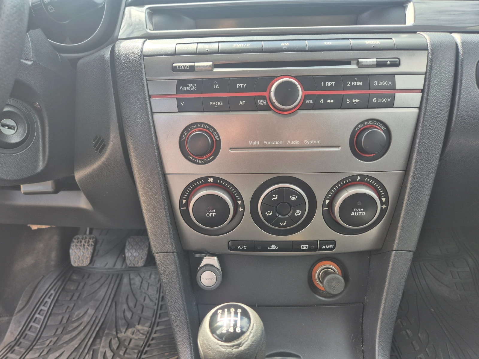 Mazda 3, снимка 14 - Автомобили и джипове - 56346272