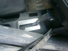 Nissan Navara 2.5dci, снимка 8