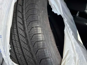 Mercedes-Benz GLB 250 * CARFAX * ПАНОРАМА * КЛИП НА МОТОРА * + ГУМИ, снимка 11