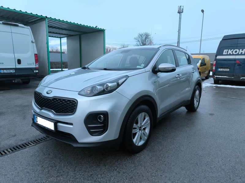 Kia Sportage 2.0 CRDI 4X4, снимка 1 - Автомобили и джипове - 48655082