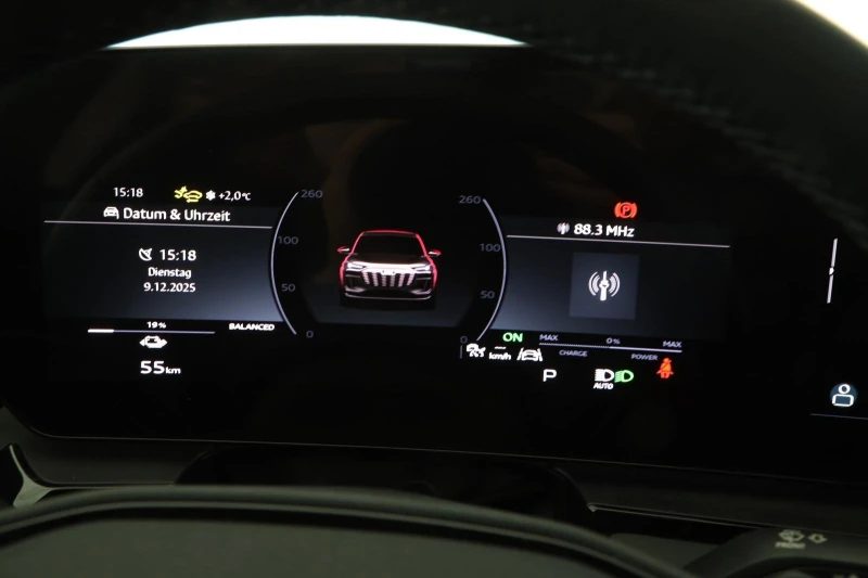 Audi Q6 83kW* S-LINE* DISTR* KEYLESS* 360CAM* , снимка 11 - Автомобили и джипове - 52747548