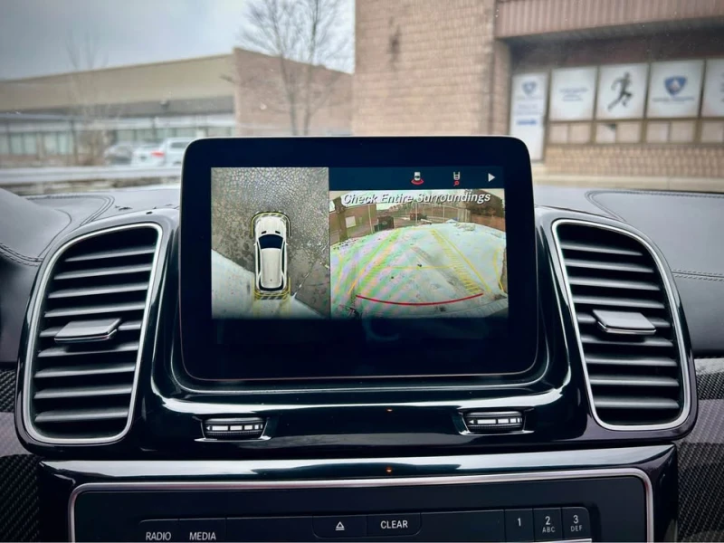 Mercedes-Benz GLE 63 AMG CARFAX* АВТОФИНАНСИРАНЕ БЕЗ ПЪРВОНАЧАЛНА ВНОСКА, снимка 5 - Автомобили и джипове - 52800405