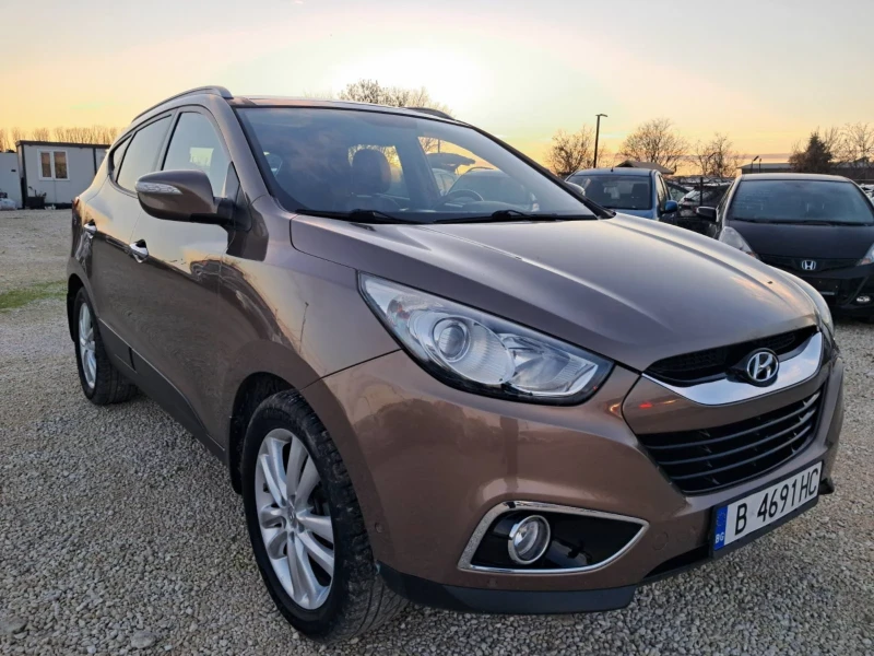 Hyundai IX35 2.0 4x4 AВТОМАТ, снимка 3 - Автомобили и джипове - 52801310