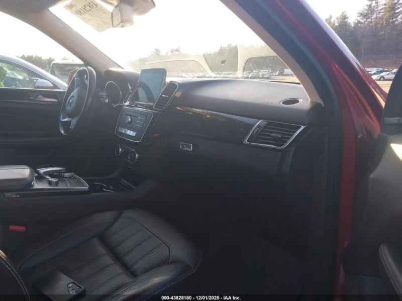 Mercedes-Benz GLE 350 3.5L V-6 DI, DOHC, VVT, 302HP All Wheel Drive, снимка 10 - Автомобили и джипове - 52840126